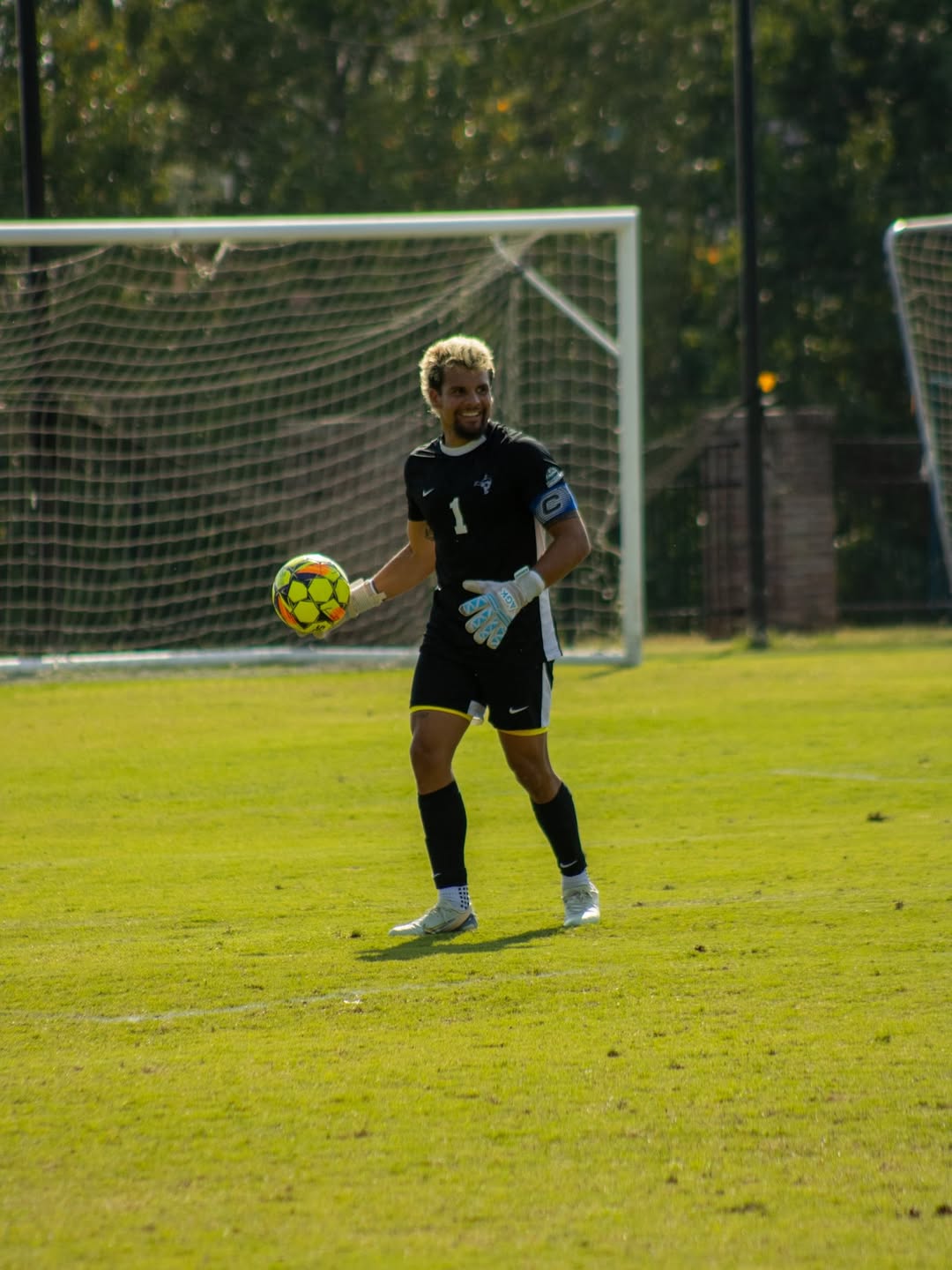 AGK Pro Everest Goalkeeper Glove