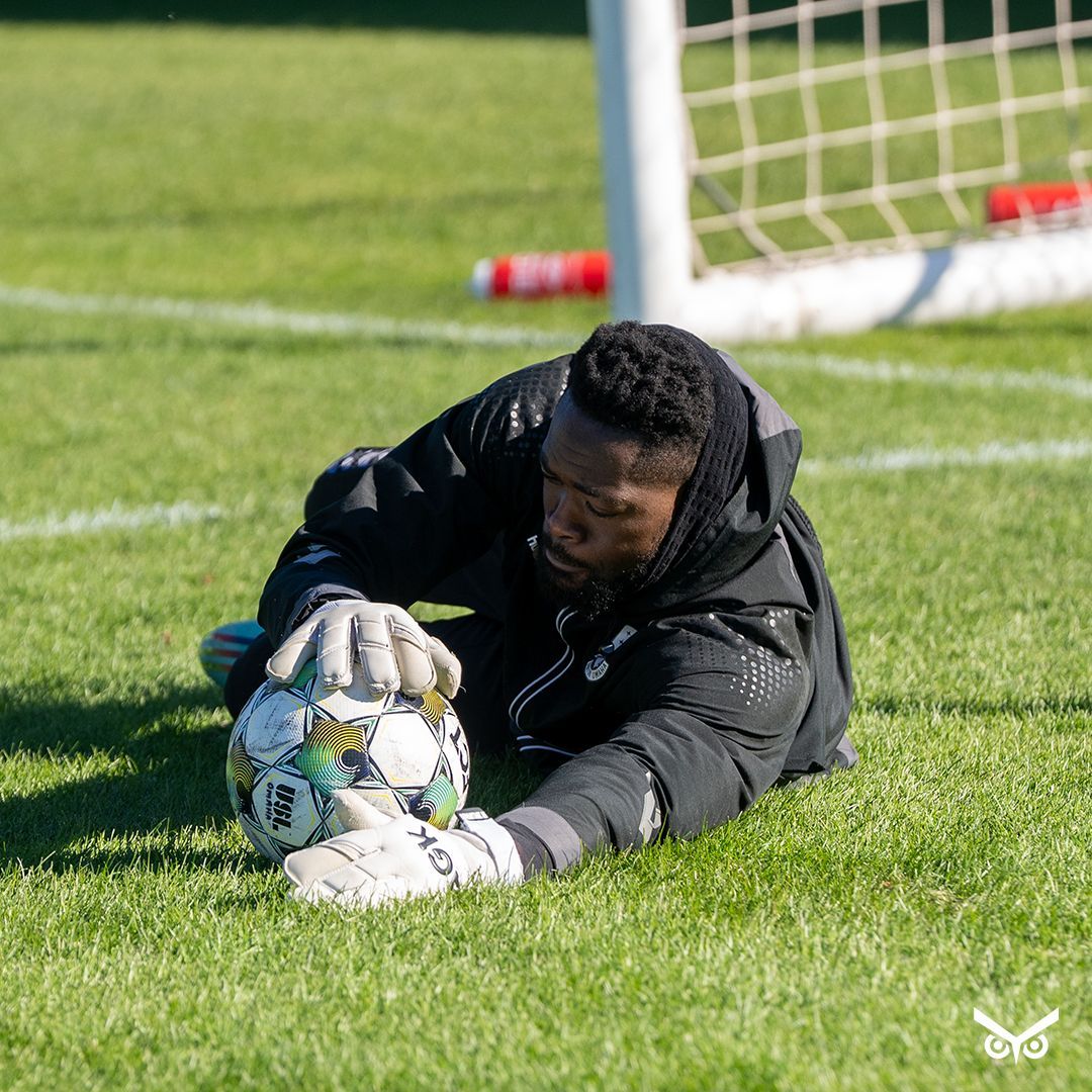 AGK Pro Specter Goalkeeper Glove