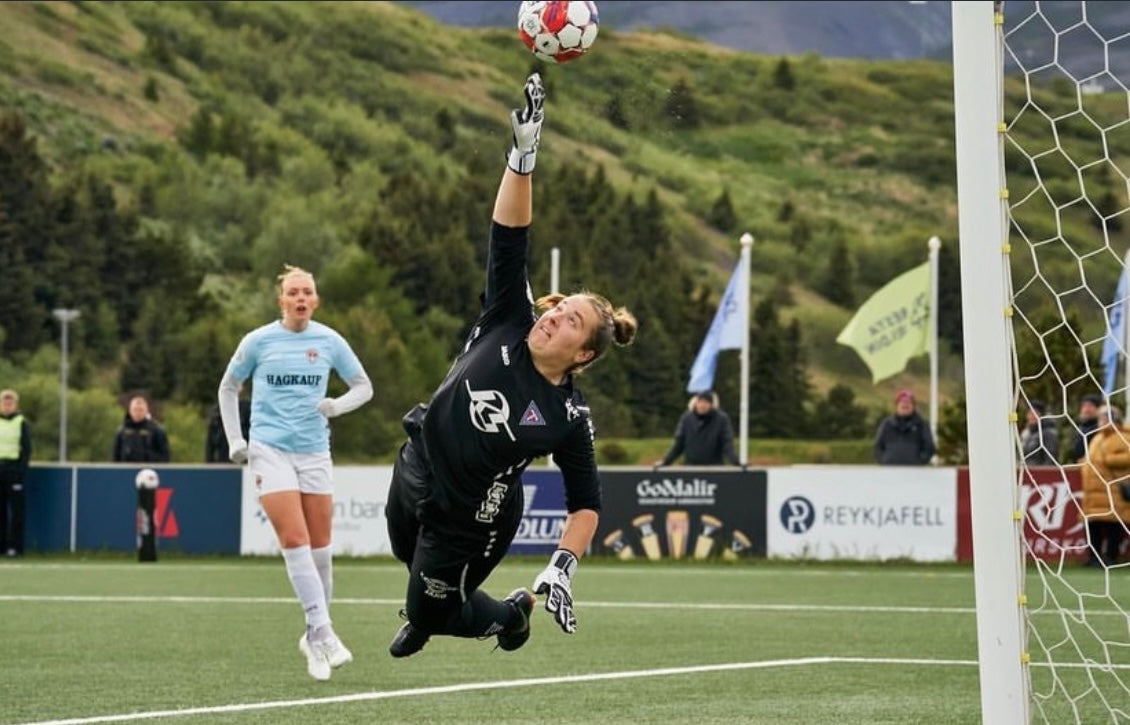 AGK Pro Phantom Goalkeeper Glove