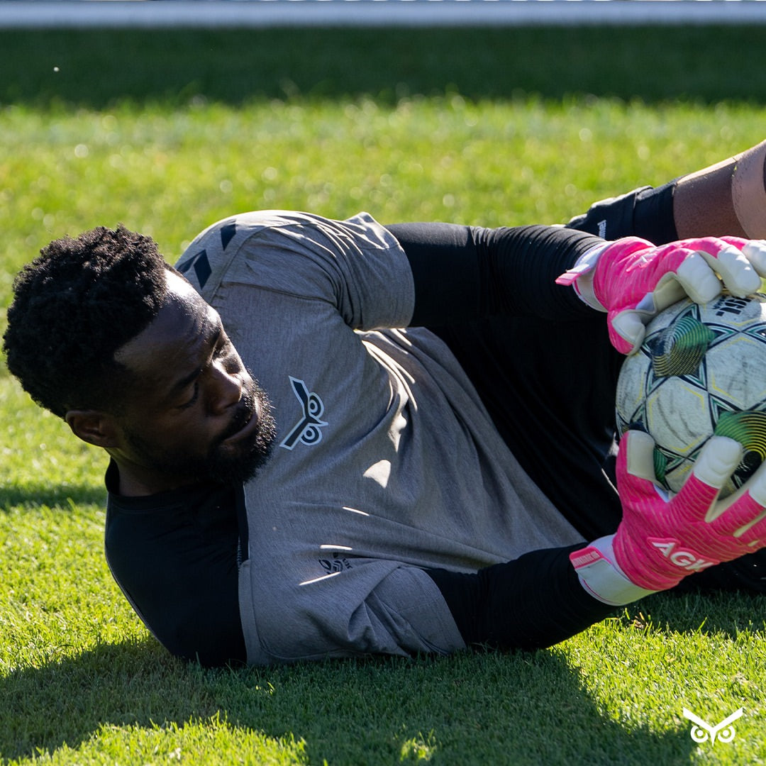 AGK Pro Rosado Goalkeeper Glove