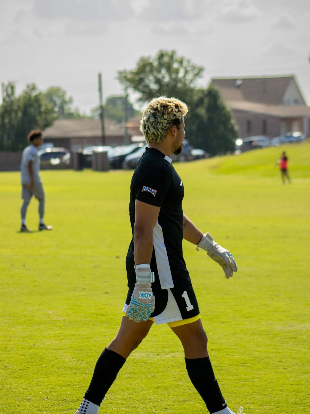 AGK Pro Everest Goalkeeper Glove